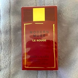 Modern Muse Perfume